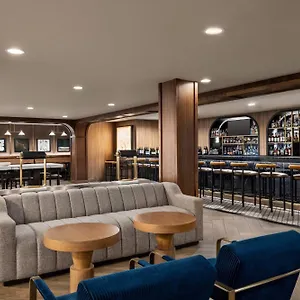 Otel Crowne Plaza Airport Expo Ctr By Ihg, Louisville