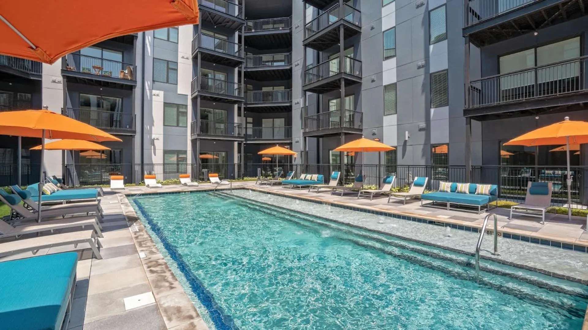 Stunning Nulu 1Br Cozysuites 06 Louisville Apartamento